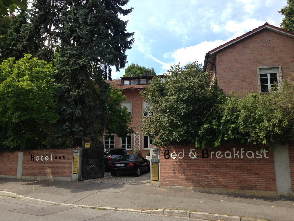 Hotel B&B Bredl In Der Villa Ballestrem Straubing Extérieur photo