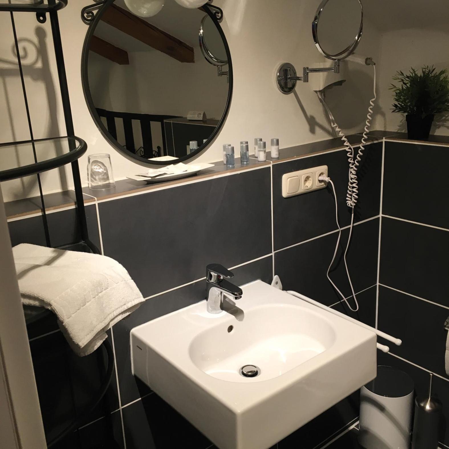 Hotel B&B Bredl In Der Villa Ballestrem Straubing Extérieur photo