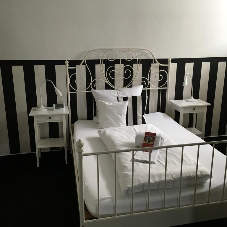 Hotel B&B Bredl In Der Villa Ballestrem Straubing Extérieur photo
